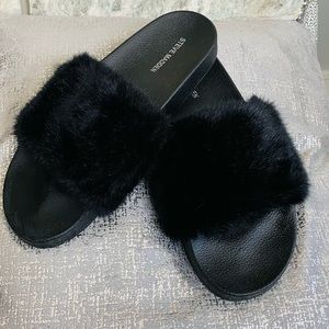 steve madden furry slippers